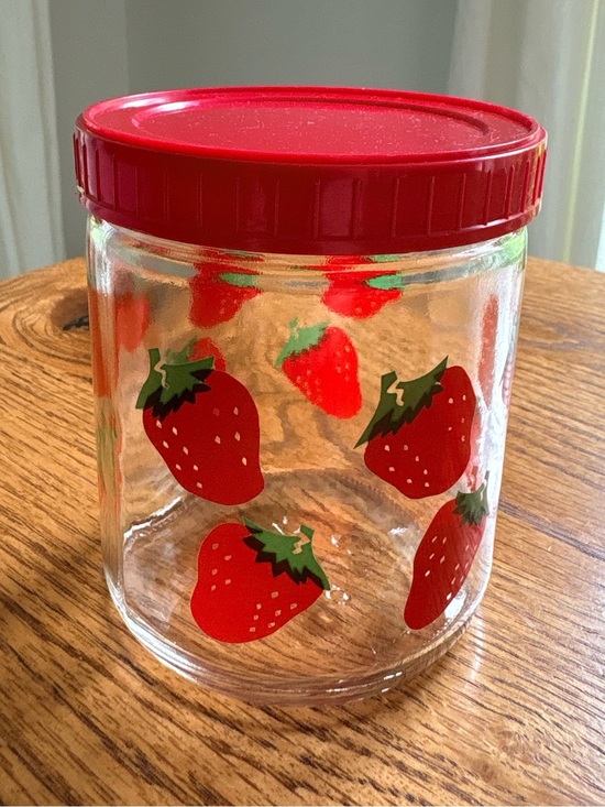 None Other - Vintage Red Strawberry Glass Storage Jar with Lid ~14 ozs.